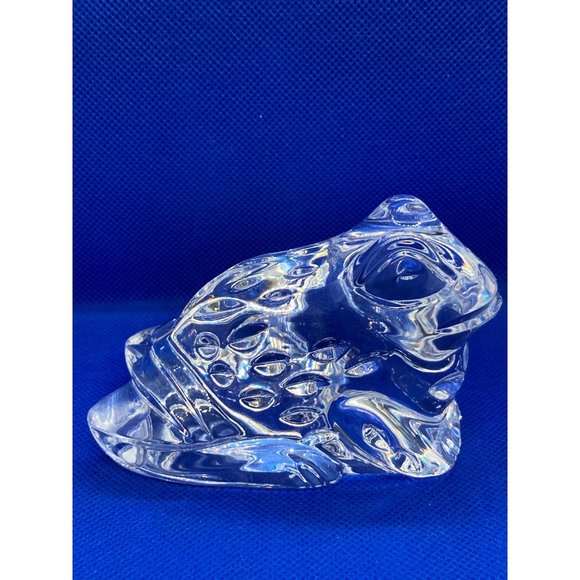 Waterford Crystal Frog Figurine with etch Mark Paperweight - Picture 2 of 8